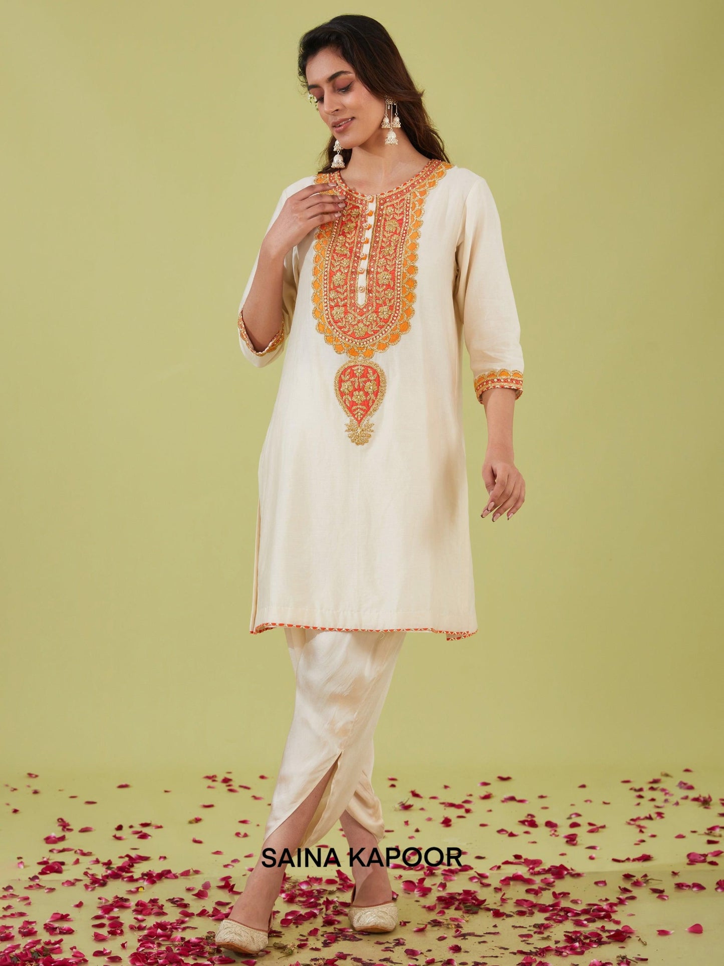 WHITE SHORT KURTA WITH PANTS - SAINA KAPOOR
