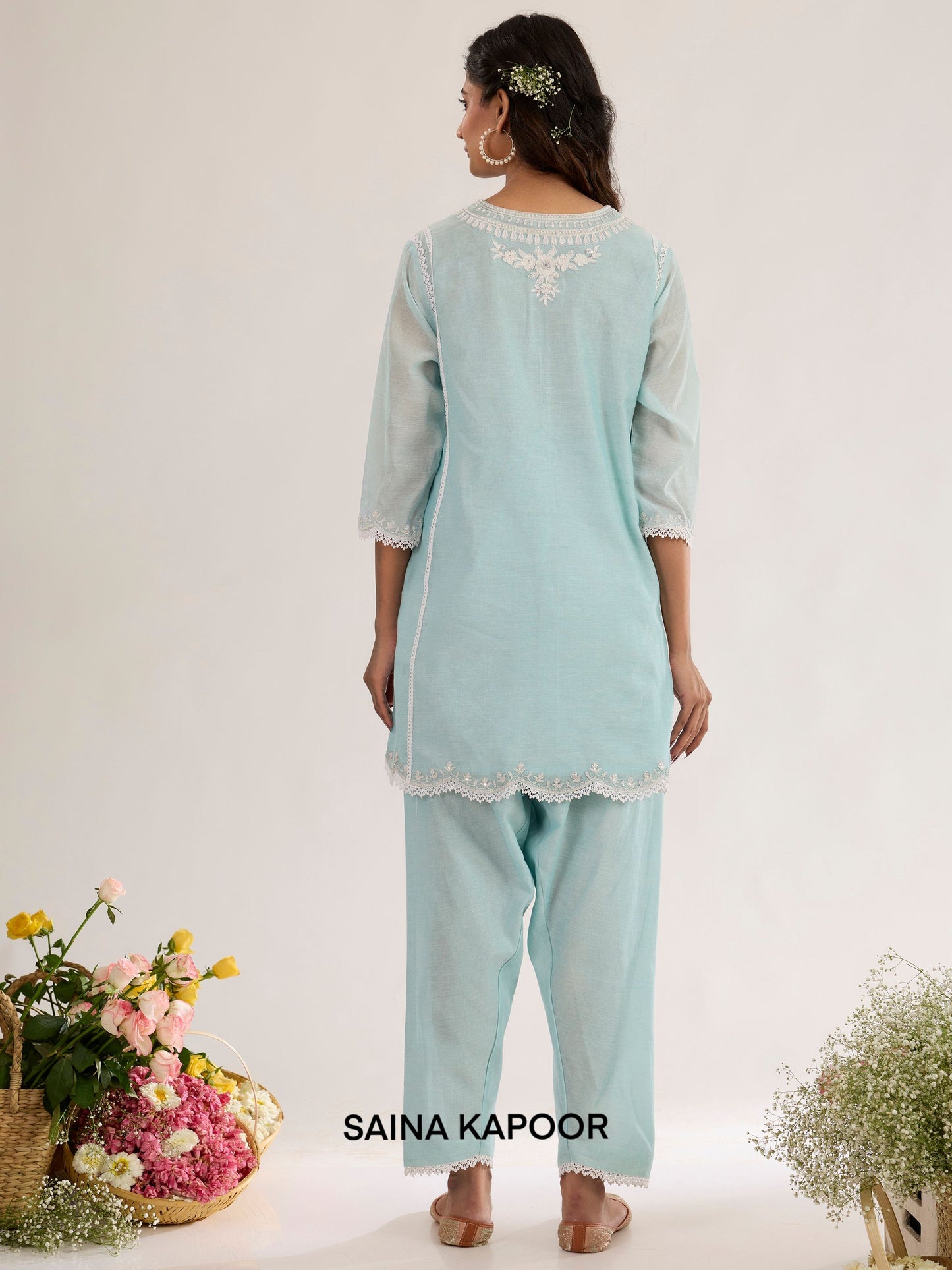 Short Kurta With Salwar And Organza Dupatta - Saina Kapoor