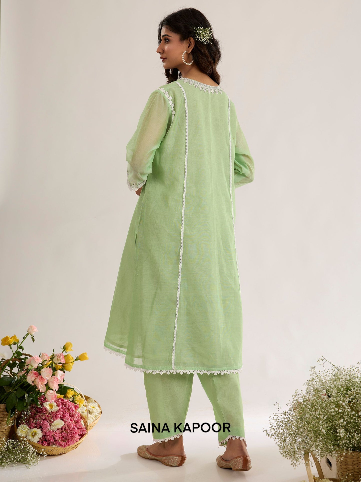 Short Kurta With Salwar And Organza Dupatta - Saina Kapoor
