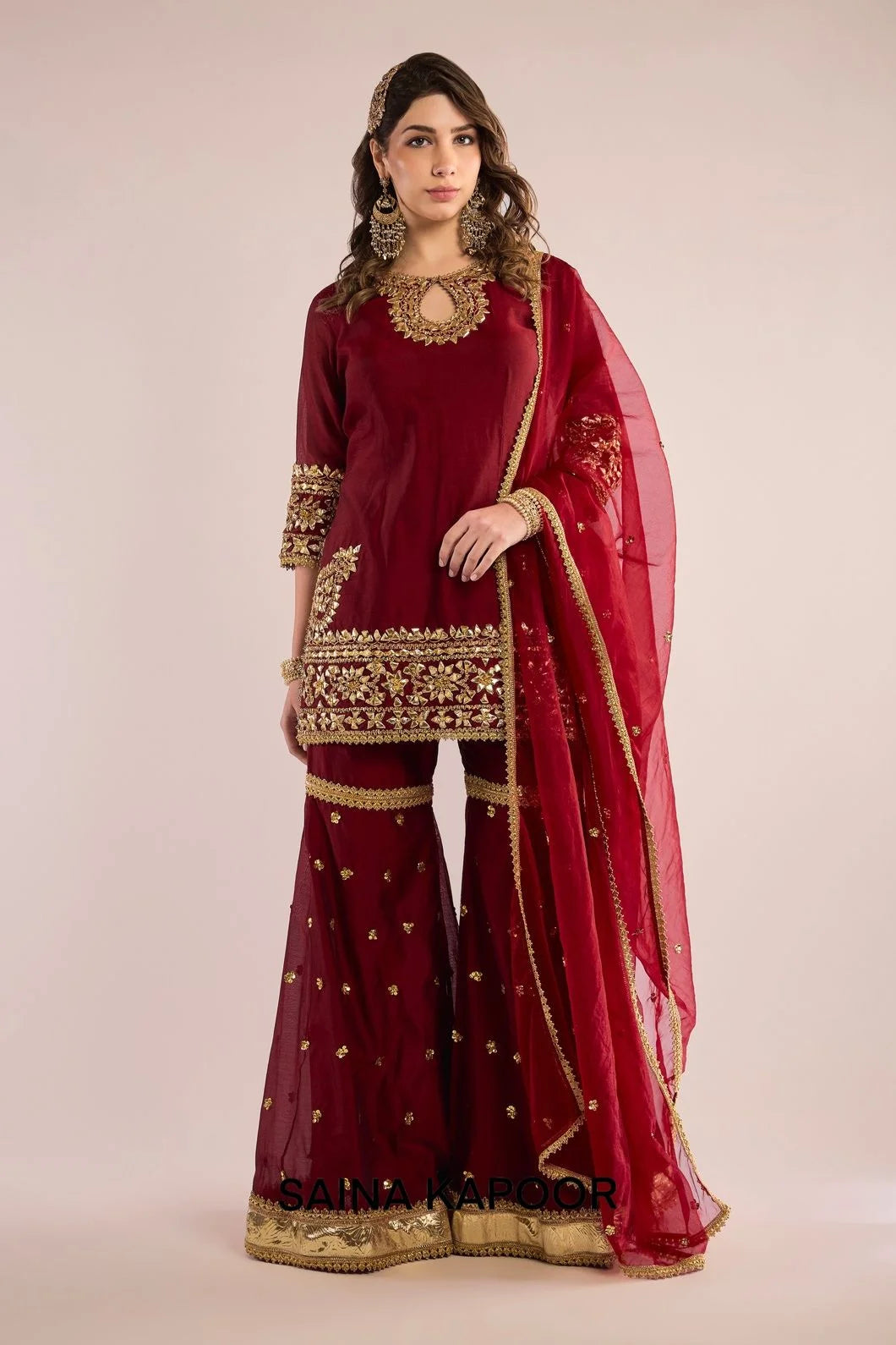 Maroon Chanderi short kurta with gota patti mirror embroidered keyhole collar & matching gharara & maroon organza dupatta — Saina Kapoor