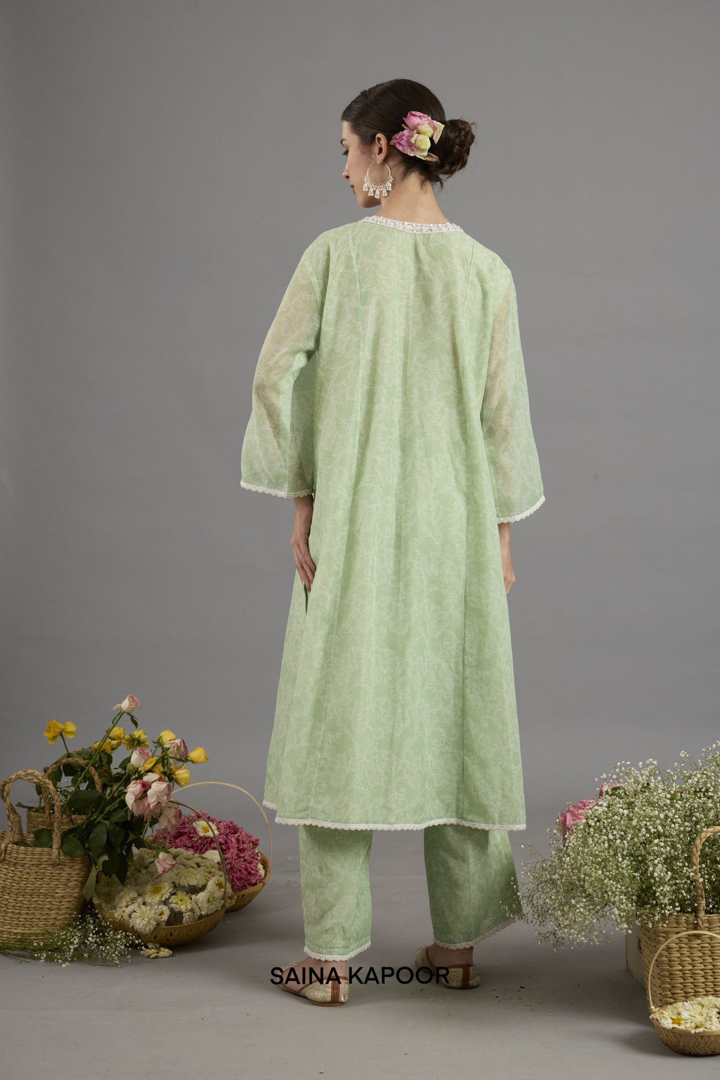 Kurta And Pant With Chanderi Dupatta - Saina Kapoor