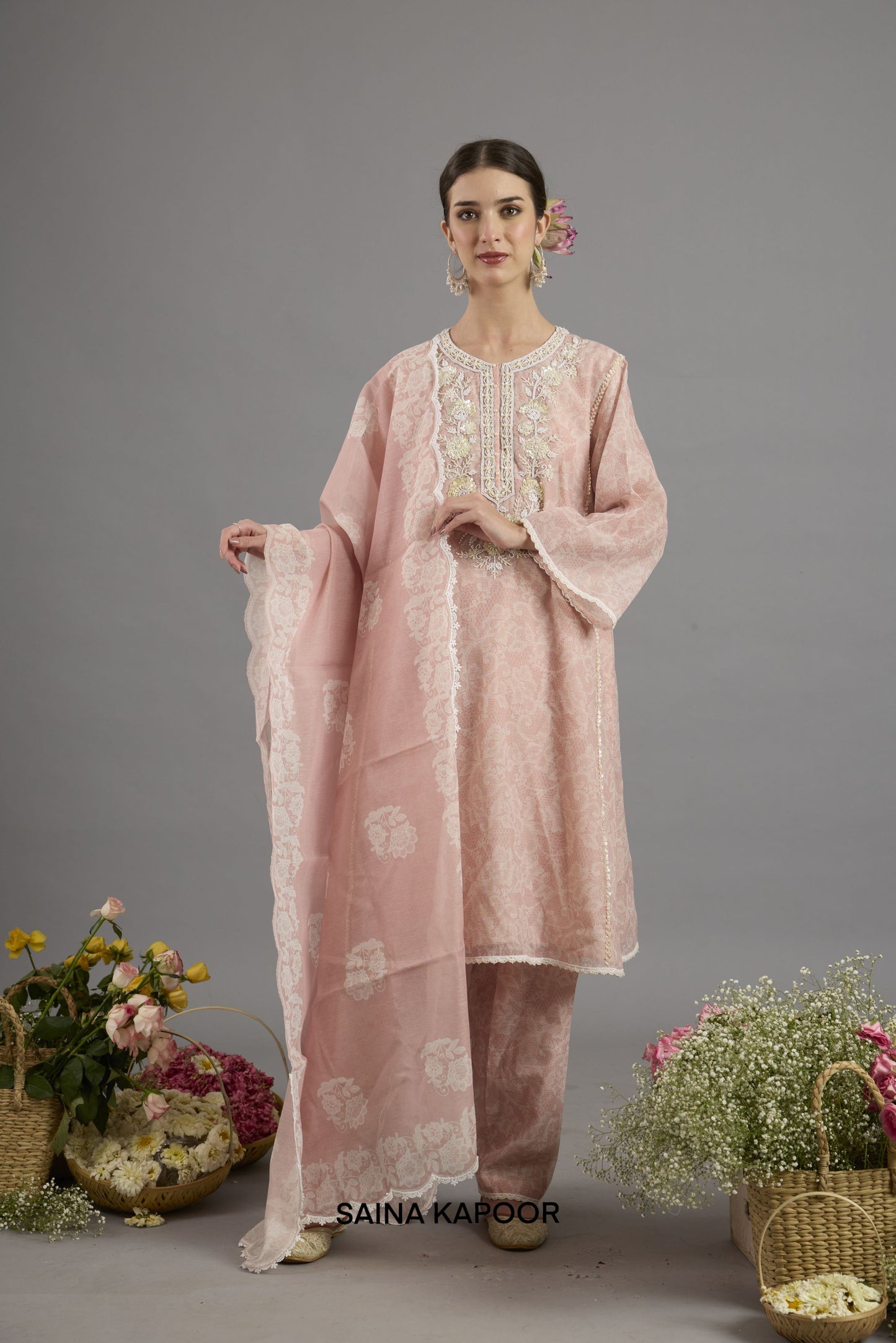 Kurta And Salwar With Chanderi Dupatta - Saina Kapoor