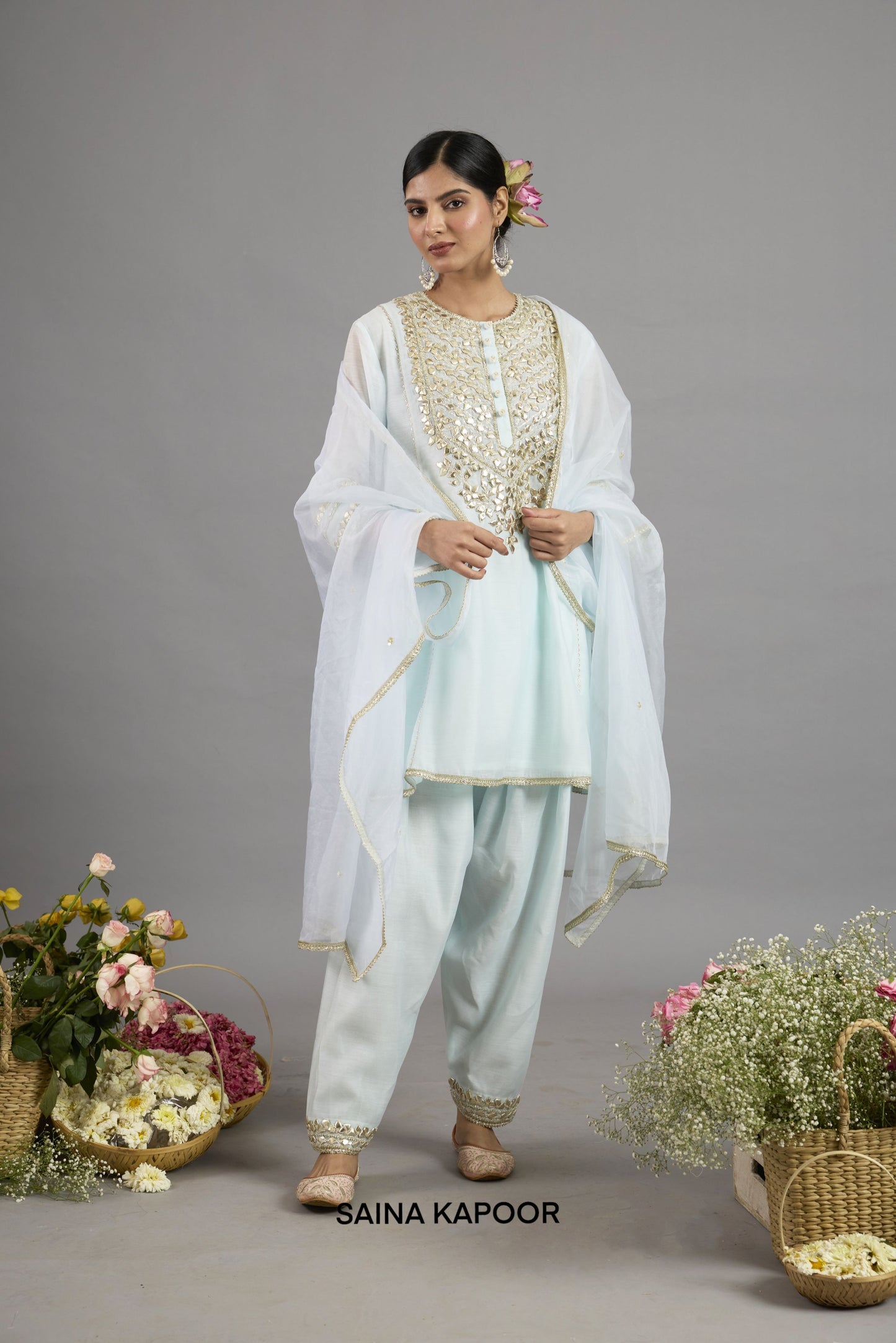 Abeer Short Kurta With Salwar And Dupatta - Saina Kapoor