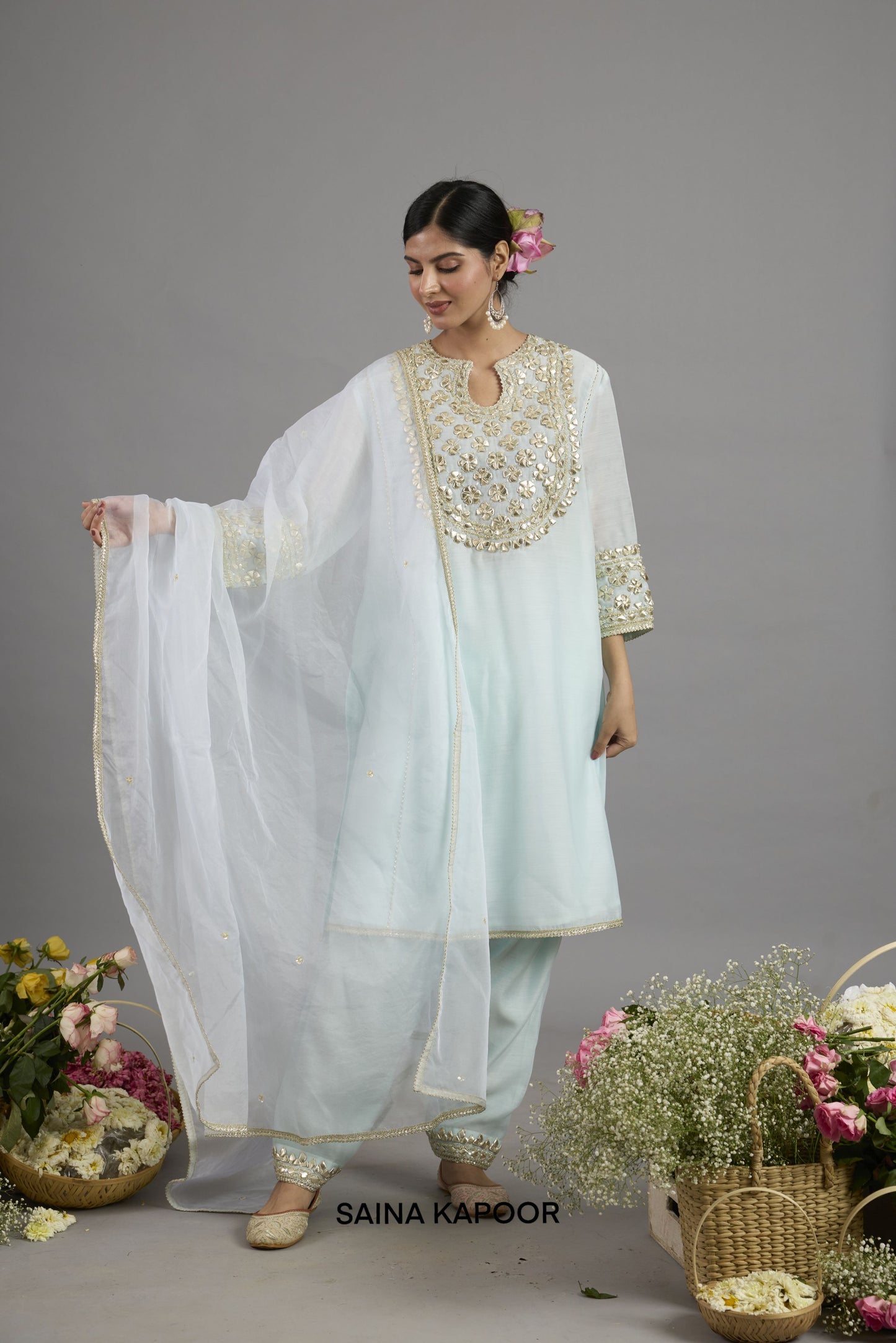 Amani A Line Kurta With Salwar And Dupatta - Saina Kapoor